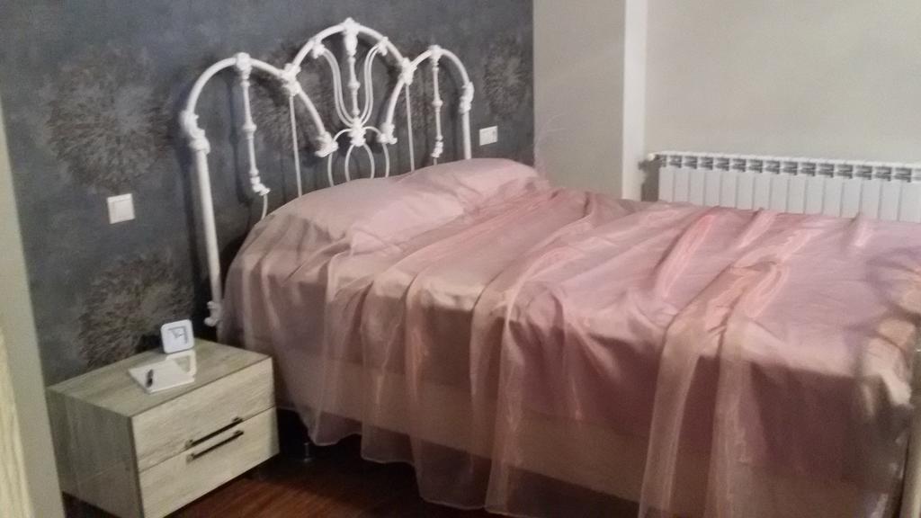 Apartment Sayat-Nova Ереван Номер фото